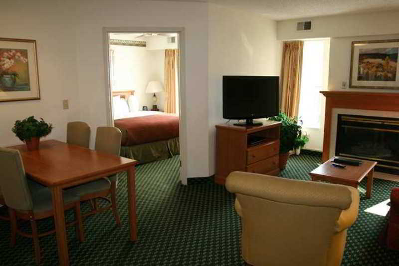 فندق فندق هوموود سويتس باي هيلتون هيوستن ويستشايس الغرفة الصورة